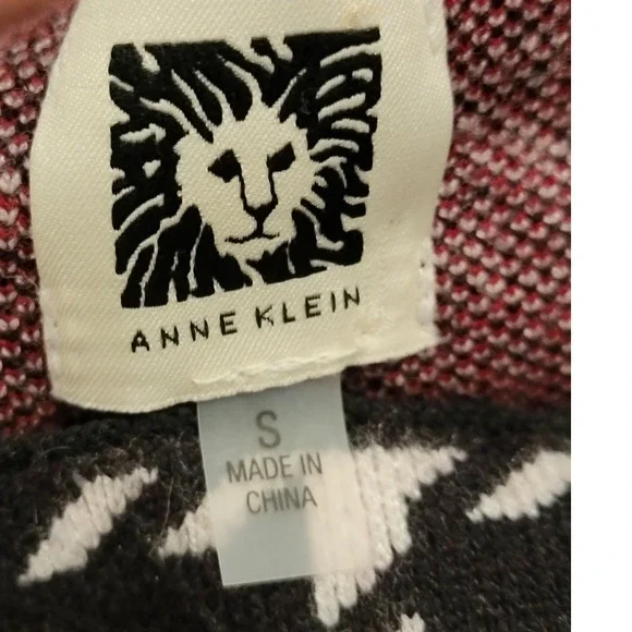 Anne Klein Womens Red Black Plaid Mock Neck 3/4 Sleeve Knit Sweater Size S - Picture 5 of 5